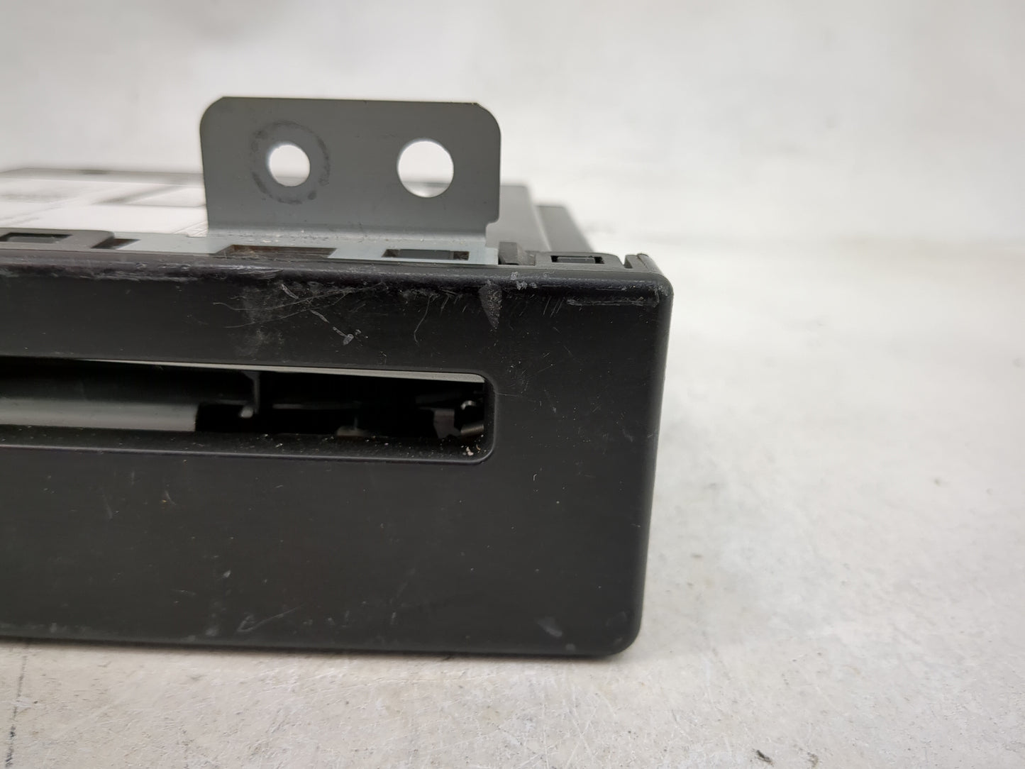 2014 Buick Regal Radio Cd Changer - Oemusedautoparts1.com