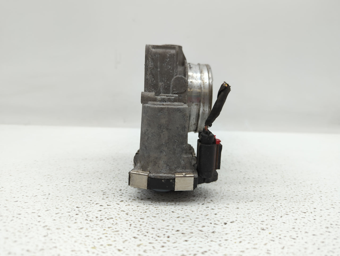 2014-2017 Buick Regal Throttle Body P/N:12670837AA 12681472AA, 12670937AA, 12627067DA Fits Fits 2013 2014 2015 2016 2017 201