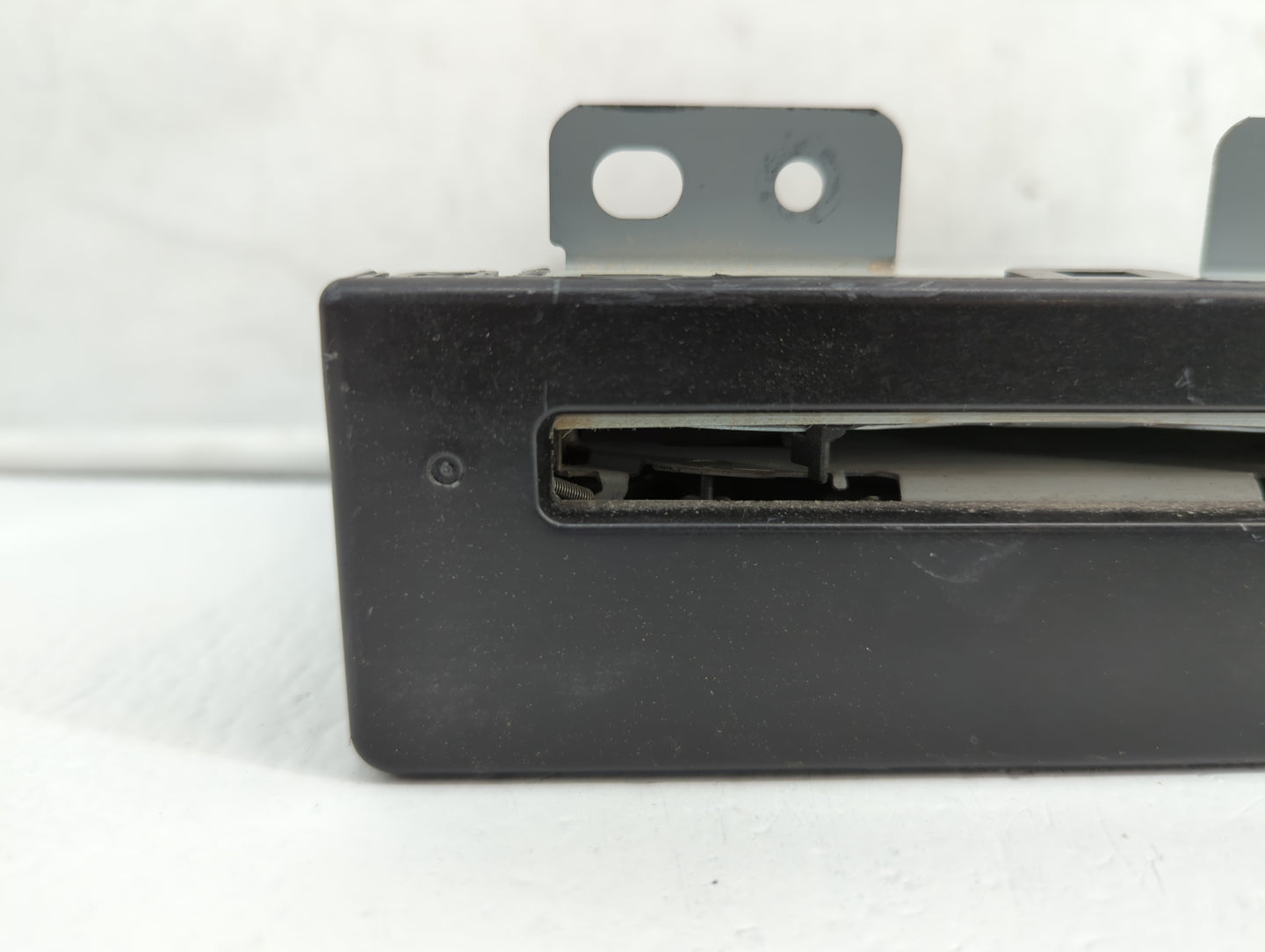 2014-2014 Buick Regal Am Fm Cd Player Radio Receiver - Oemusedautoparts1.com