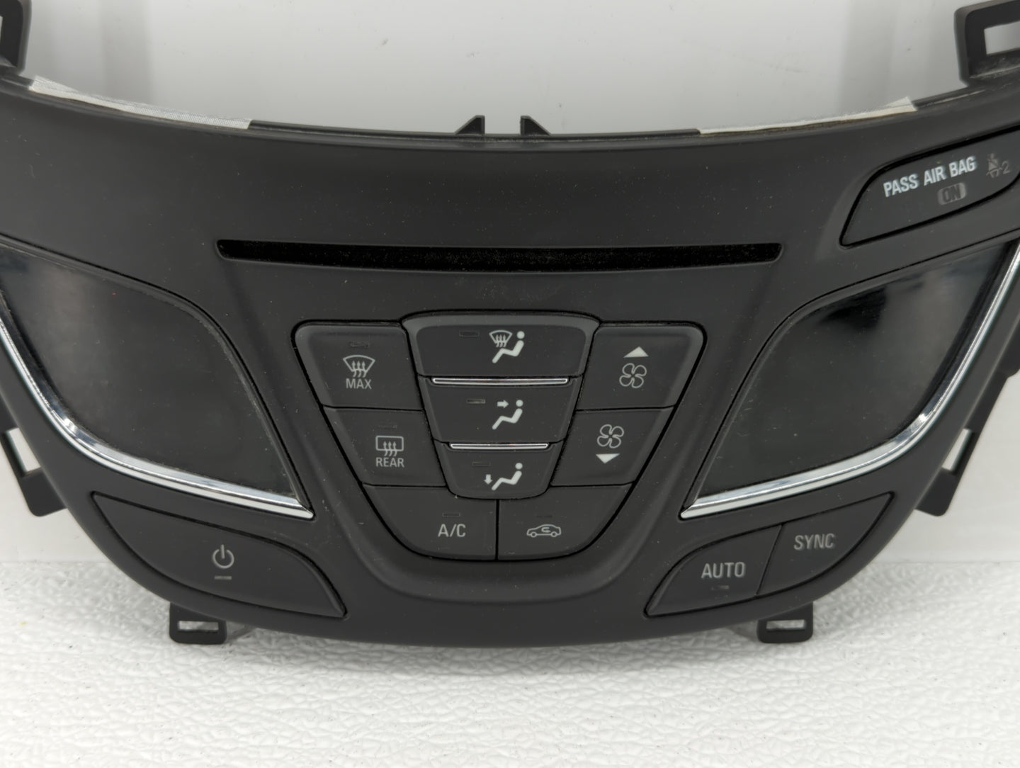 2014-2015 Buick Regal Climate Control Module Temperature AC/Heater Replacement P/N:90802627 Fits Fits 2014 2015 OEM Used Aut