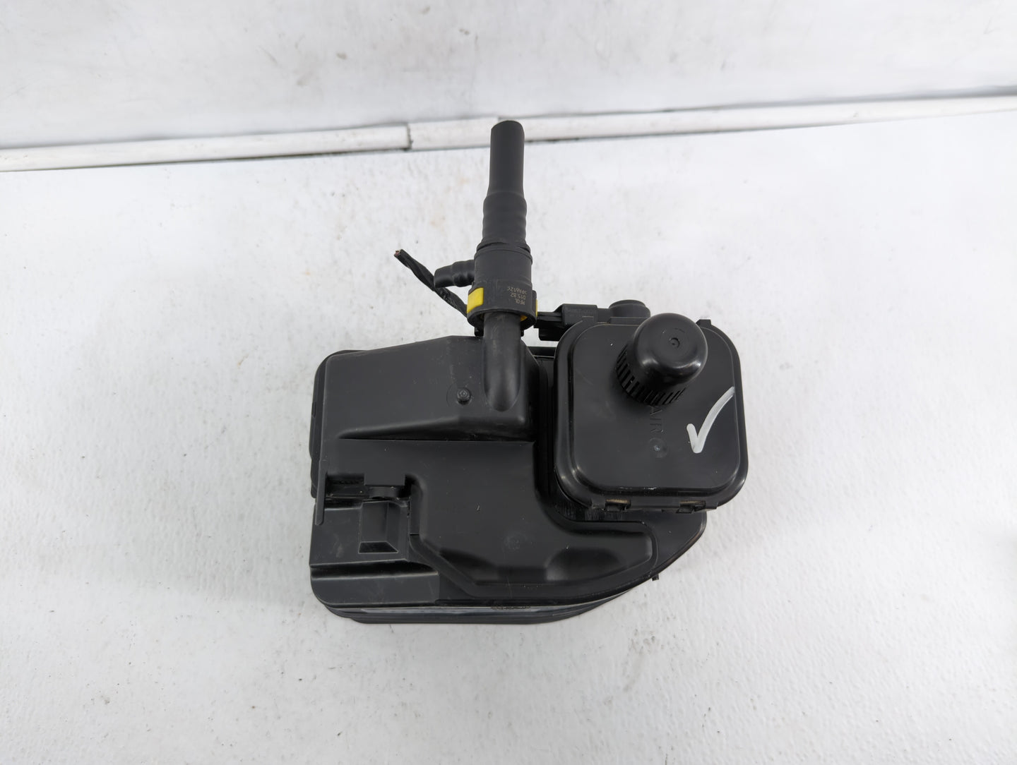 2014 Buick Regal Fuel Vapor Charcoal Canister - Oemusedautoparts1.com