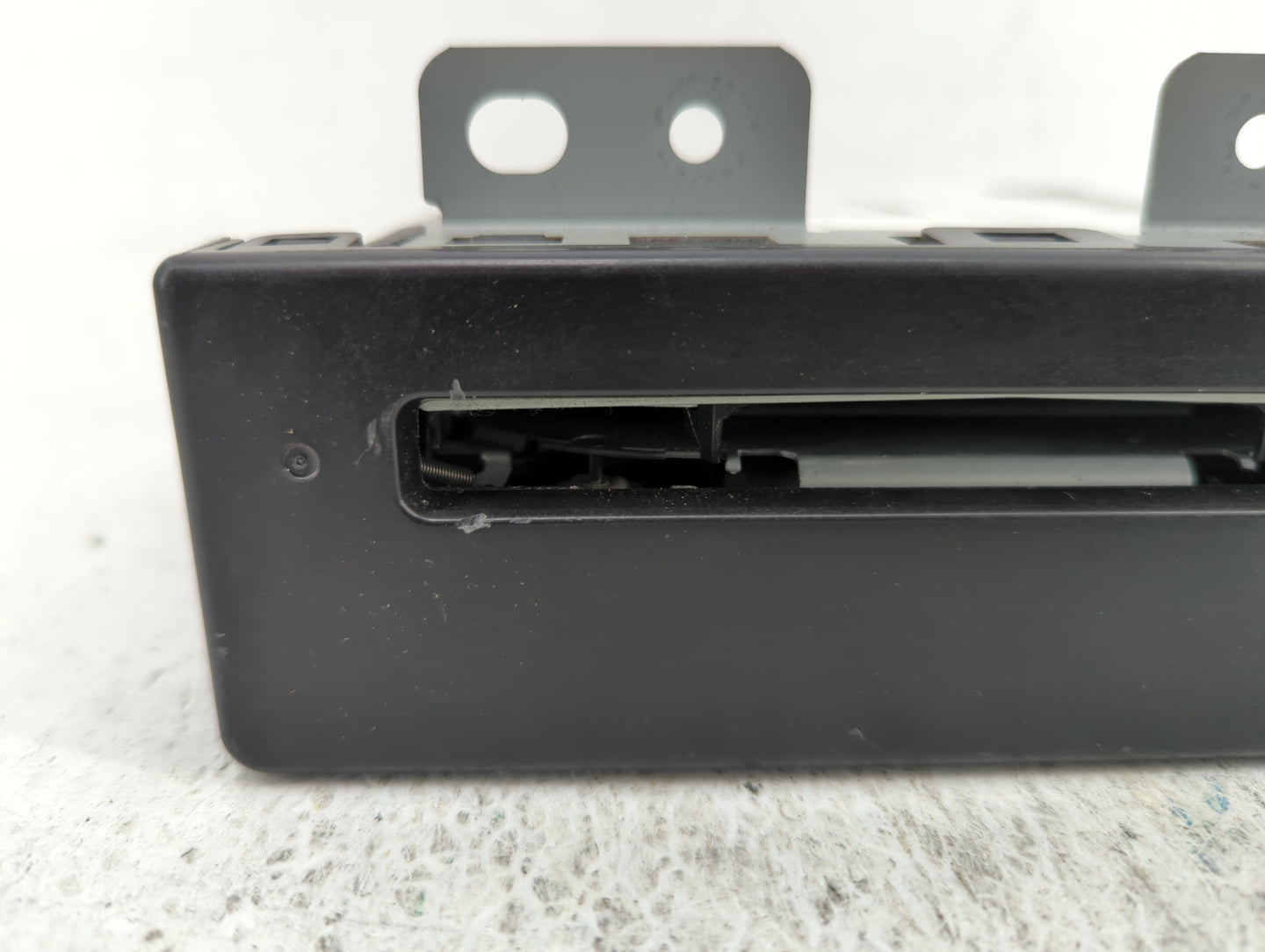 2014-2014 Buick Regal Am Fm Cd Player Radio Receiver - Oemusedautoparts1.com