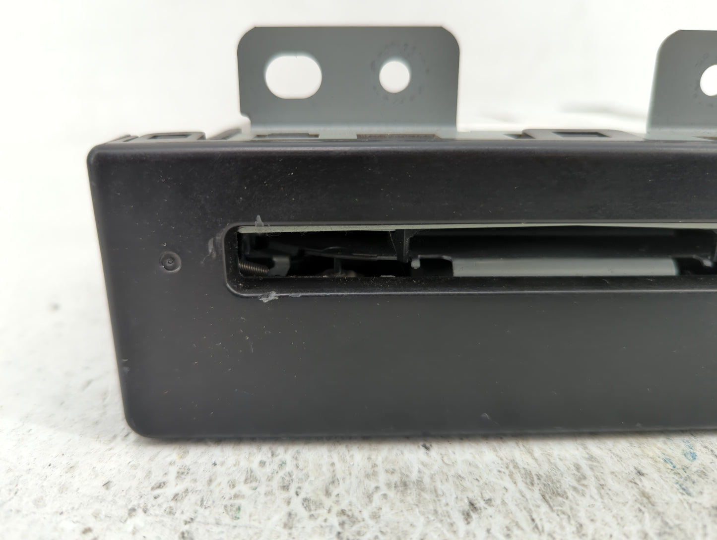 2014-2014 Buick Regal Am Fm Cd Player Radio Receiver - Oemusedautoparts1.com