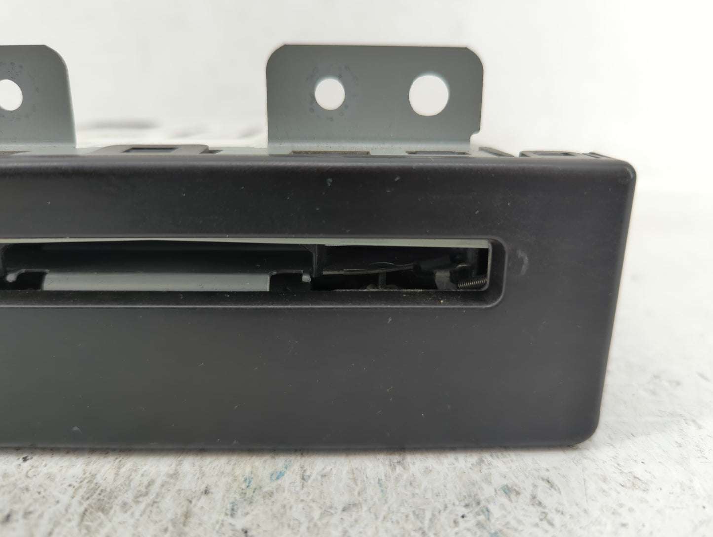 2014-2014 Buick Regal Am Fm Cd Player Radio Receiver - Oemusedautoparts1.com