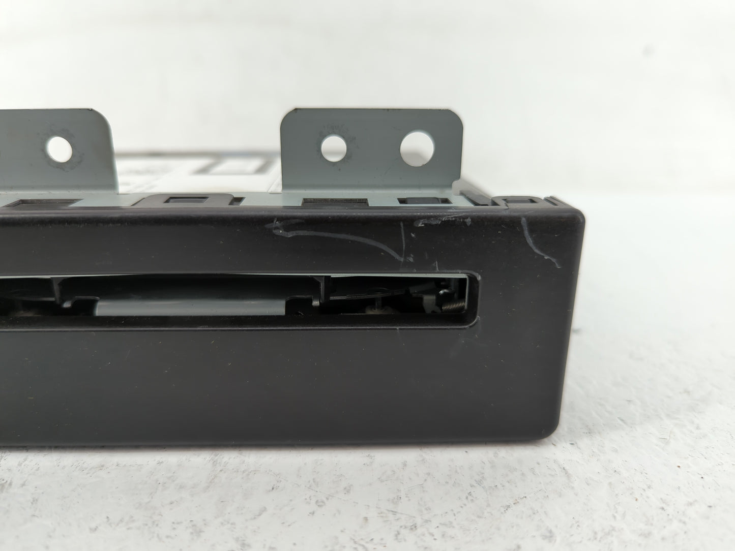 2014 Buick Regal Radio AM FM Cd Player Receiver Replacement P/N:23118961 13590746 Fits Fits 2015 OEM Used Auto Parts - Oemus