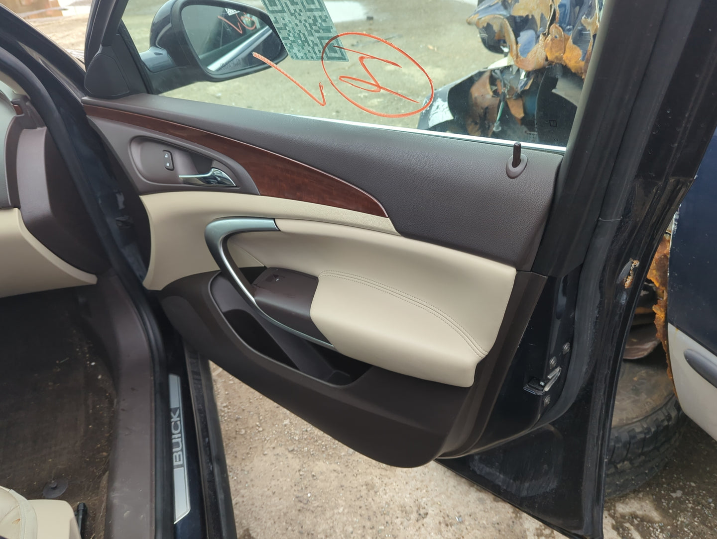 2014 Buick Regal Front Right Passenger Interior Door Panel Trim - Oemusedautoparts1.com