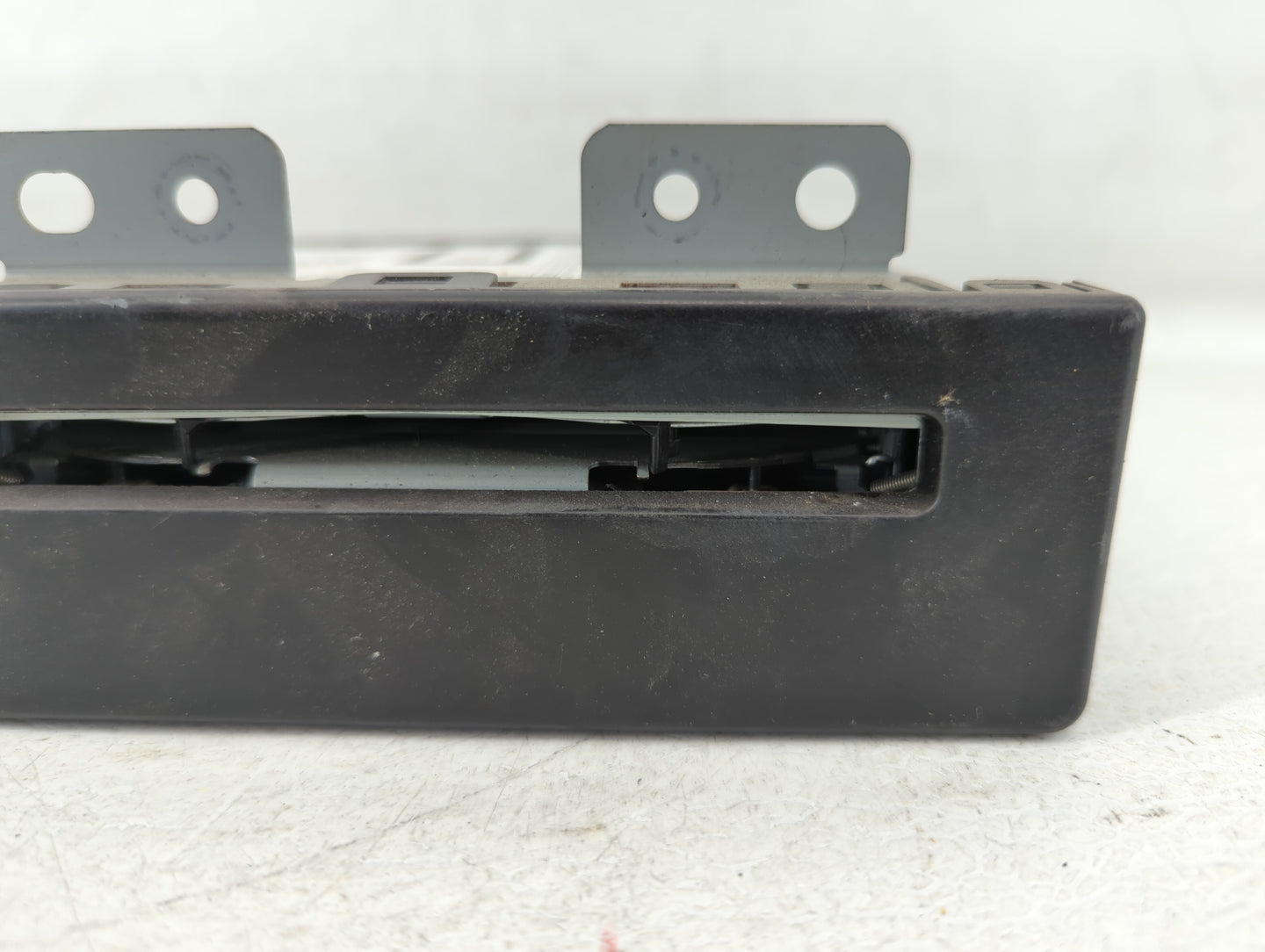 2014-2014 Buick Regal Am Fm Cd Player Radio Receiver - Oemusedautoparts1.com