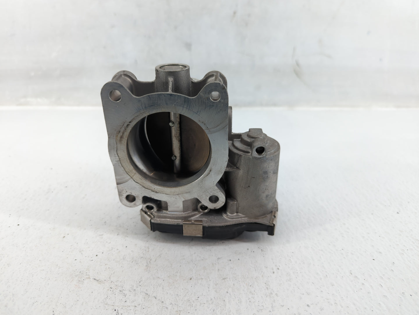 2014-2017 Buick Regal Throttle Body P/N:1262706AD Fits Fits 2013 2014 2015 2016 2017 2018 2019 2020 2021 OEM Used Auto Parts