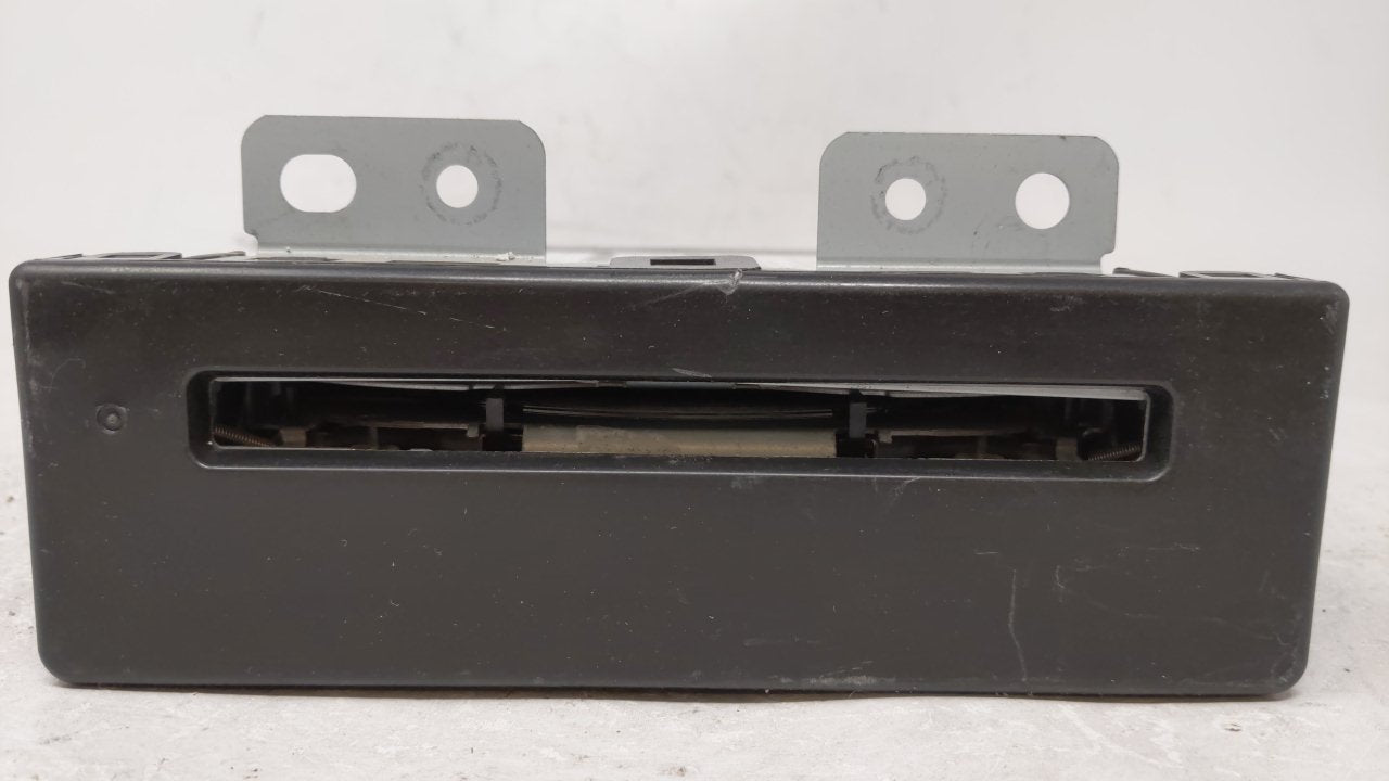 2014-2014 Buick Regal Am Fm Cd Player Radio Receiver - Oemusedautoparts1.com