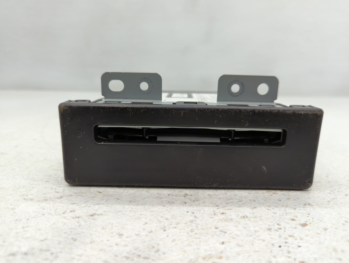 2014 Buick Regal Radio AM FM Cd Player Receiver Replacement P/N:13590746 Fits OEM Used Auto Parts - Oemusedautoparts1.com