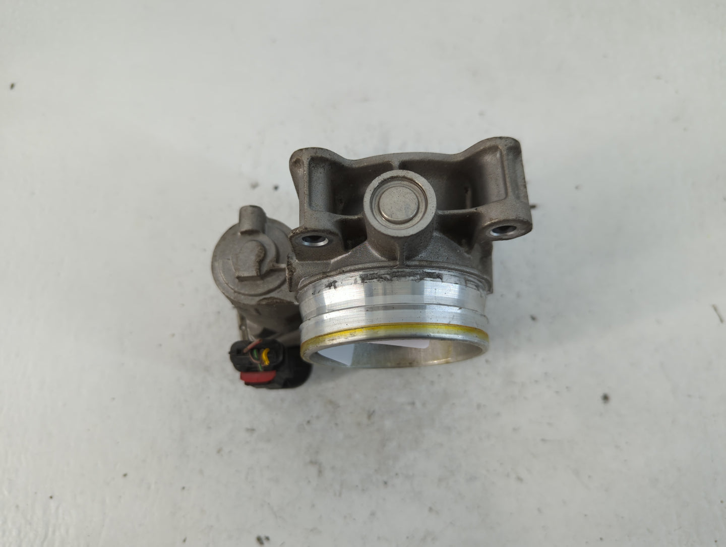 2014-2017 Buick Regal Throttle Body P/N:12627067DA Fits Fits 2013 2014 2015 2016 2017 2018 2019 2020 2021 OEM Used Auto Part