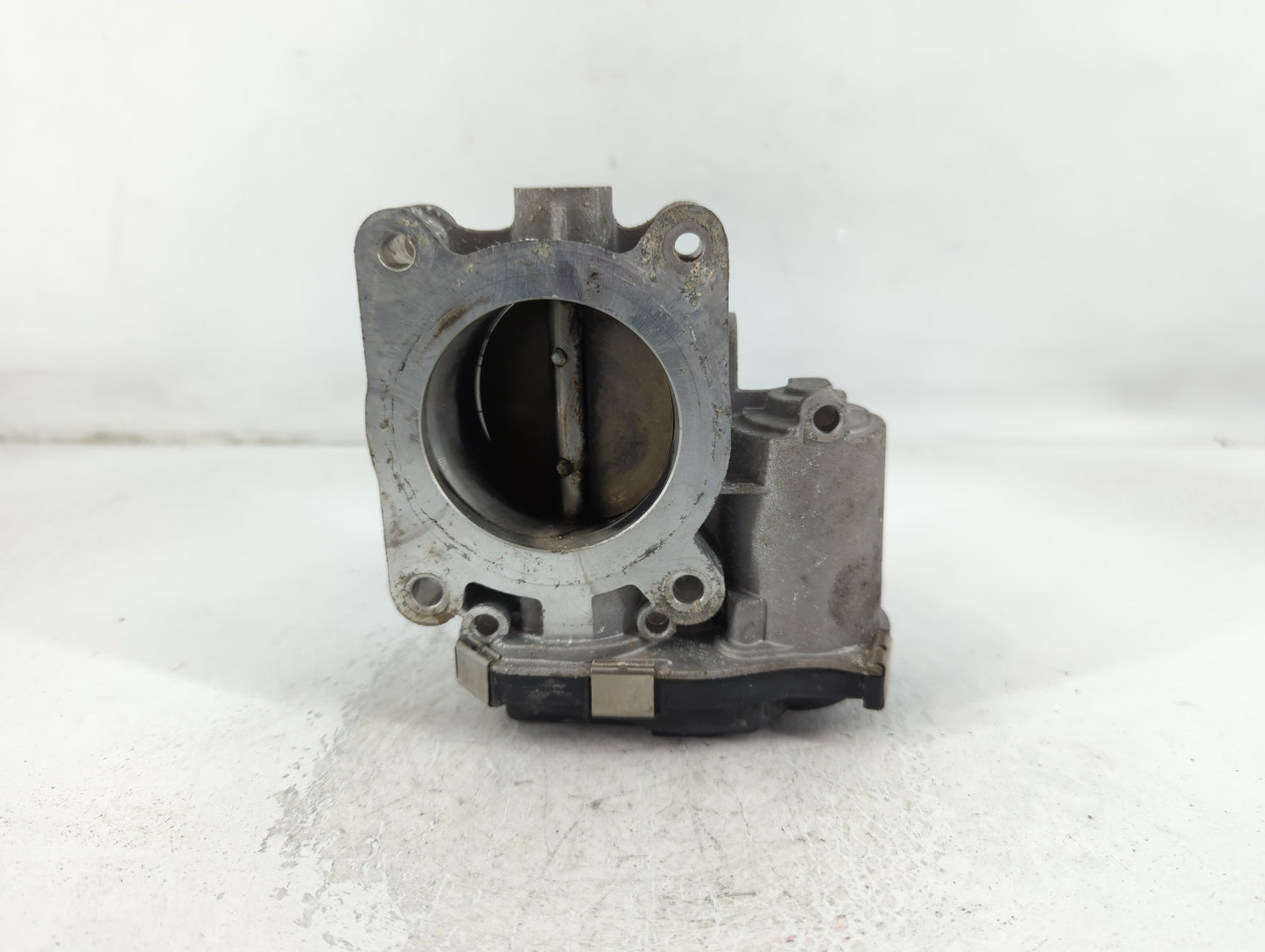 2014-2017 Buick Regal Throttle Body P/N:12627067DA Fits Fits 2013 2014 2015 2016 2017 2018 2019 2020 2021 OEM Used Auto Part