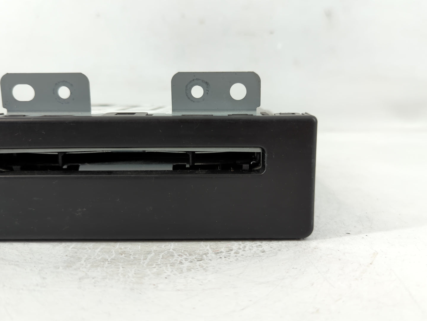 2014 Buick Regal Radio AM FM Cd Player Receiver Replacement P/N:13590746 Fits Fits 2015 OEM Used Auto Parts - Oemusedautopar