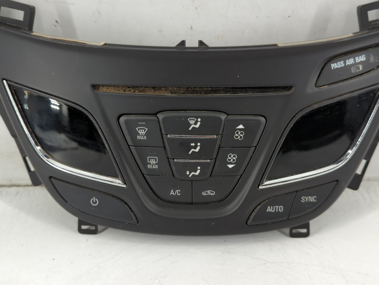 2014-2015 Buick Regal Climate Control Module Temperature AC/Heater Replacement P/N:90802627 Fits Fits 2014 2015 OEM Used Aut