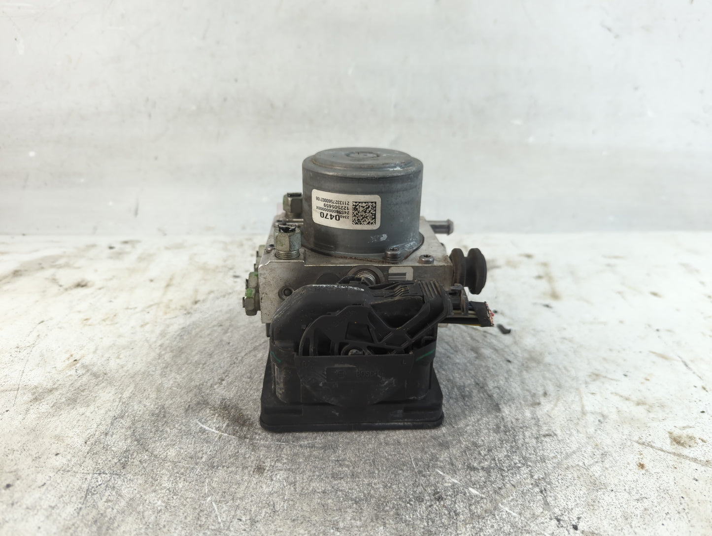 2014-2015 Buick Regal ABS Pump Control Module Replacement P/N:23430470 Fits Fits 2014 2015 OEM Used Auto Parts - Oemusedauto