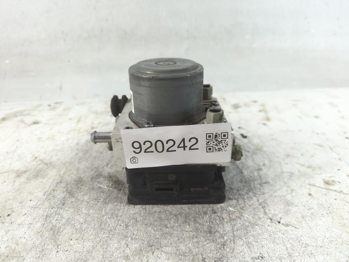 2014-2015 Buick Regal ABS Pump Control Module Replacement P/N:23430470 Fits Fits 2014 2015 OEM Used Auto Parts - Oemusedauto