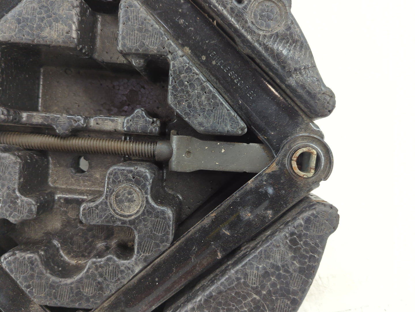 2014 Buick Verano Spare Scissor Car Jack - Oemusedautoparts1.com