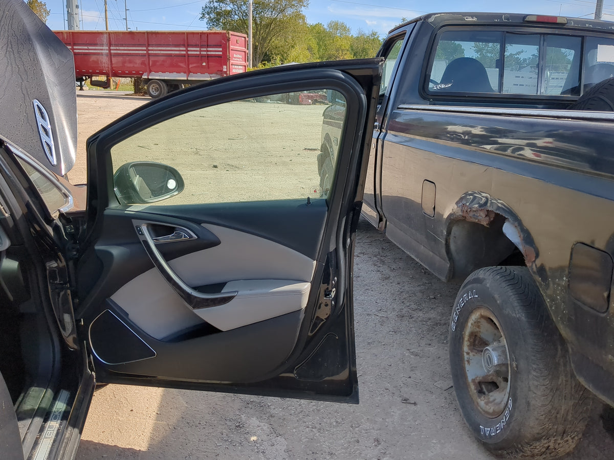 2012-2017 Buick Verano Passenger Front Door Oem - Oemusedautoparts1.com