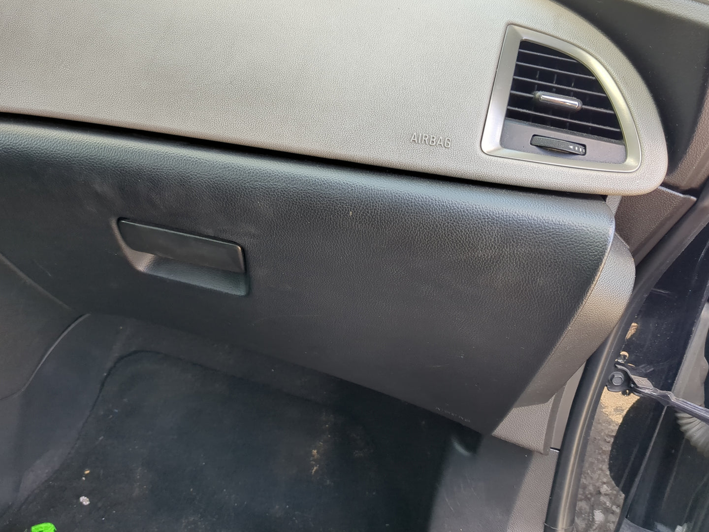 2014 Buick Verano Passenger Glove Box Door Storage Compartment - Oemusedautoparts1.com