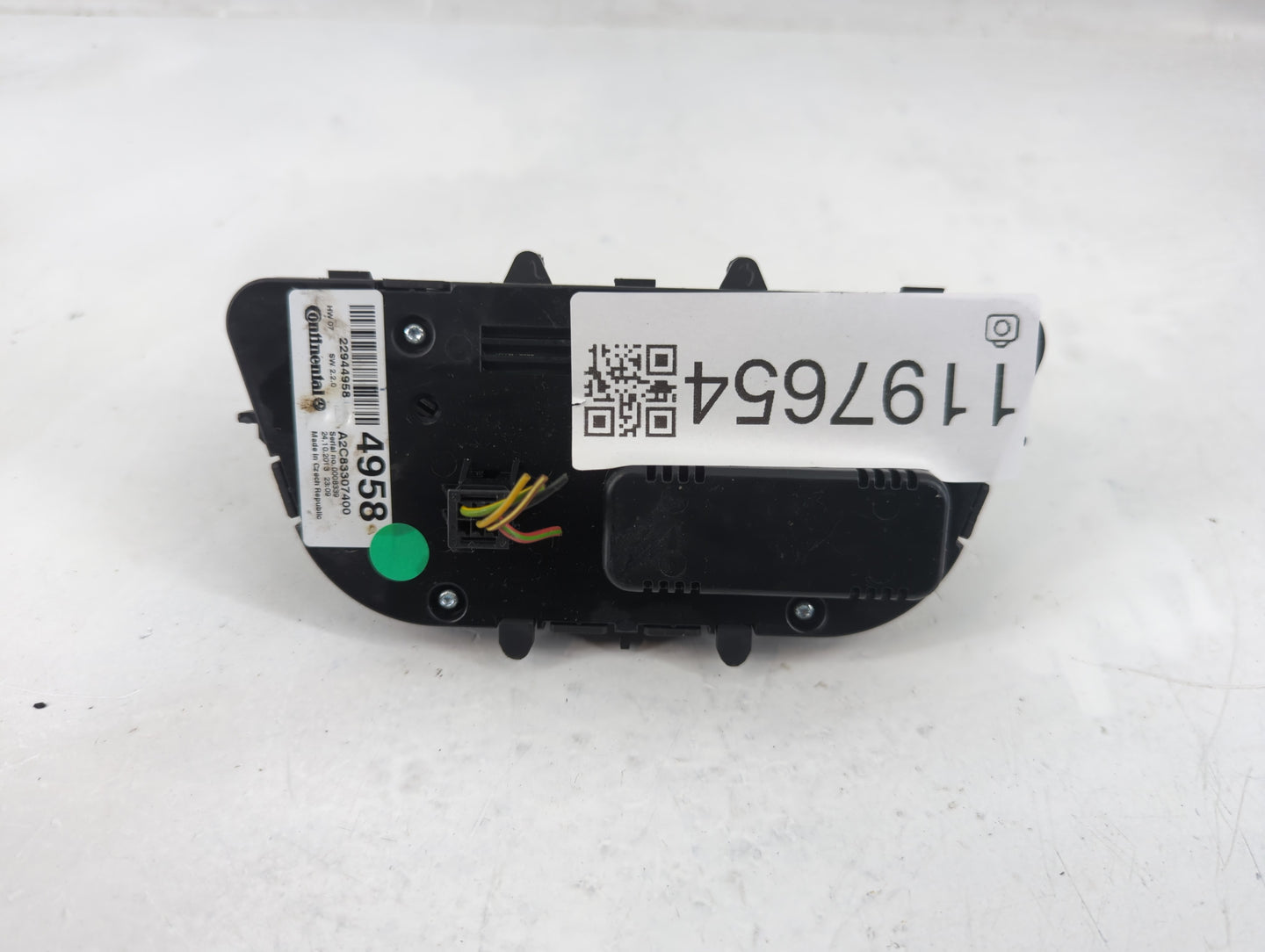 2012-2017 Buick Verano Climate Control Module Temperature AC/Heater Replacement P/N:22944958 Fits OEM Used Auto Parts - Oemu