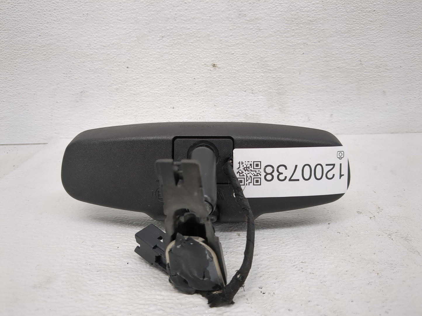 2012-2017 Buick Verano Interior Rear View Mirror Replacement OEM P/N:E1026391 Fits OEM Used Auto Parts - Oemusedautoparts1.c