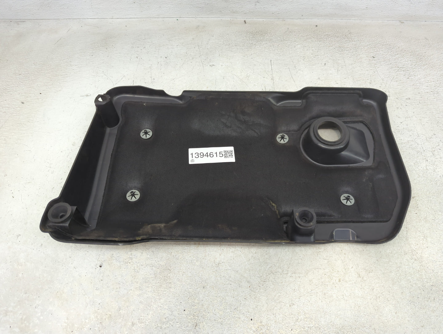 2014 Buick Verano Engine Cover - Oemusedautoparts1.com