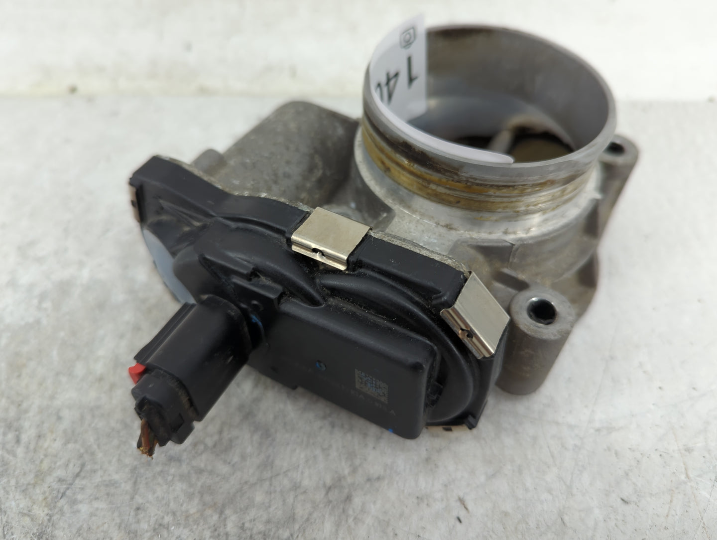 2012-2015 Buick Verano Throttle Body P/N:12632101CA Fits Fits 2012 2013 2014 2015 OEM Used Auto Parts - Oemusedautoparts1.co