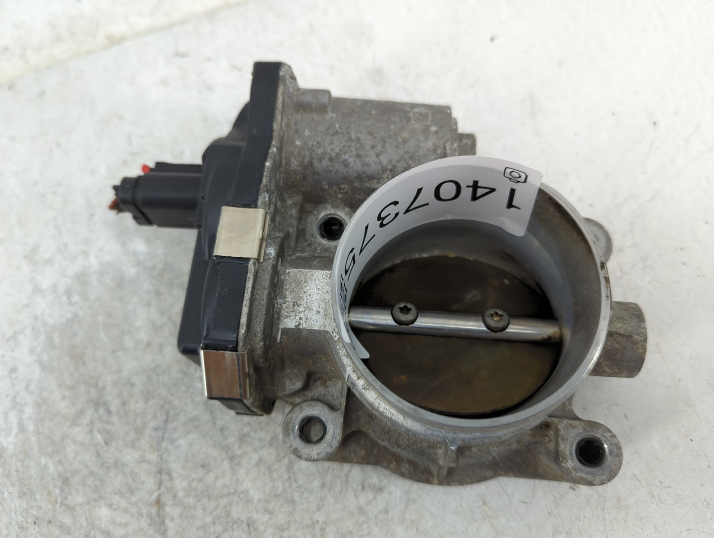 2012-2015 Buick Verano Throttle Body P/N:12632101CA Fits Fits 2012 2013 2014 2015 OEM Used Auto Parts - Oemusedautoparts1.co