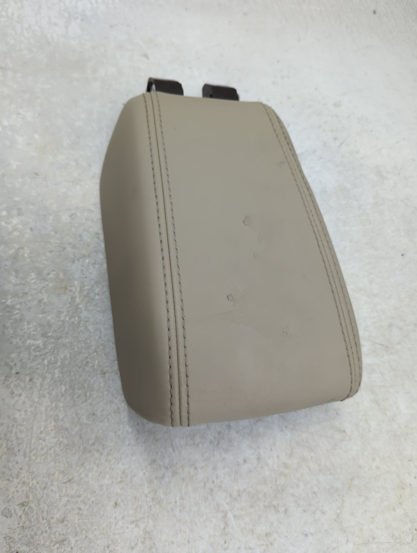 2014 Buick Verano Center Console Armrest Cover Lid Fits OEM Used Auto Parts - Oemusedautoparts1.com