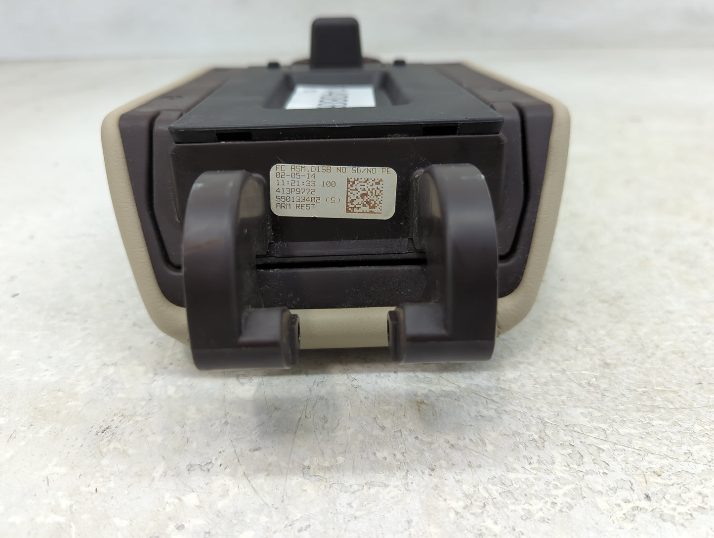 2014 Buick Verano Center Console Armrest Cover Lid Fits OEM Used Auto Parts - Oemusedautoparts1.com