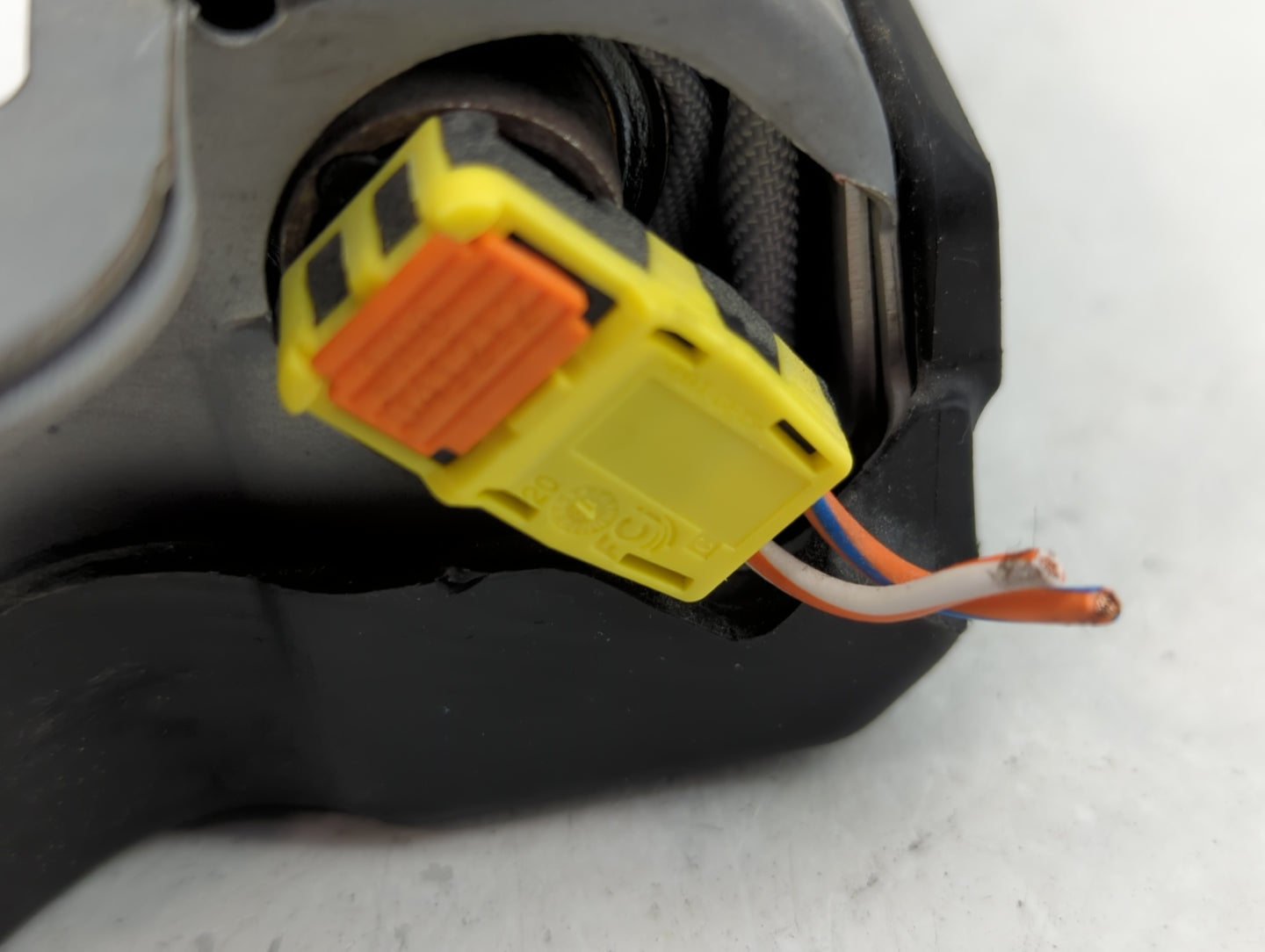 2013-2016 Buick Verano Air Bag Passenger Right Dashboard OEM P/N:23191273 Fits Fits 2013 2014 2015 2016 OEM Used Auto Parts 