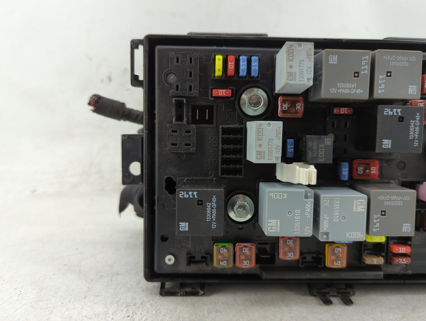 2013-2016 Buick Verano Fusebox Fuse Box Panel Relay Module P/N:13403357 Fits Fits 2013 2014 2015 2016 OEM Used Auto Parts - 