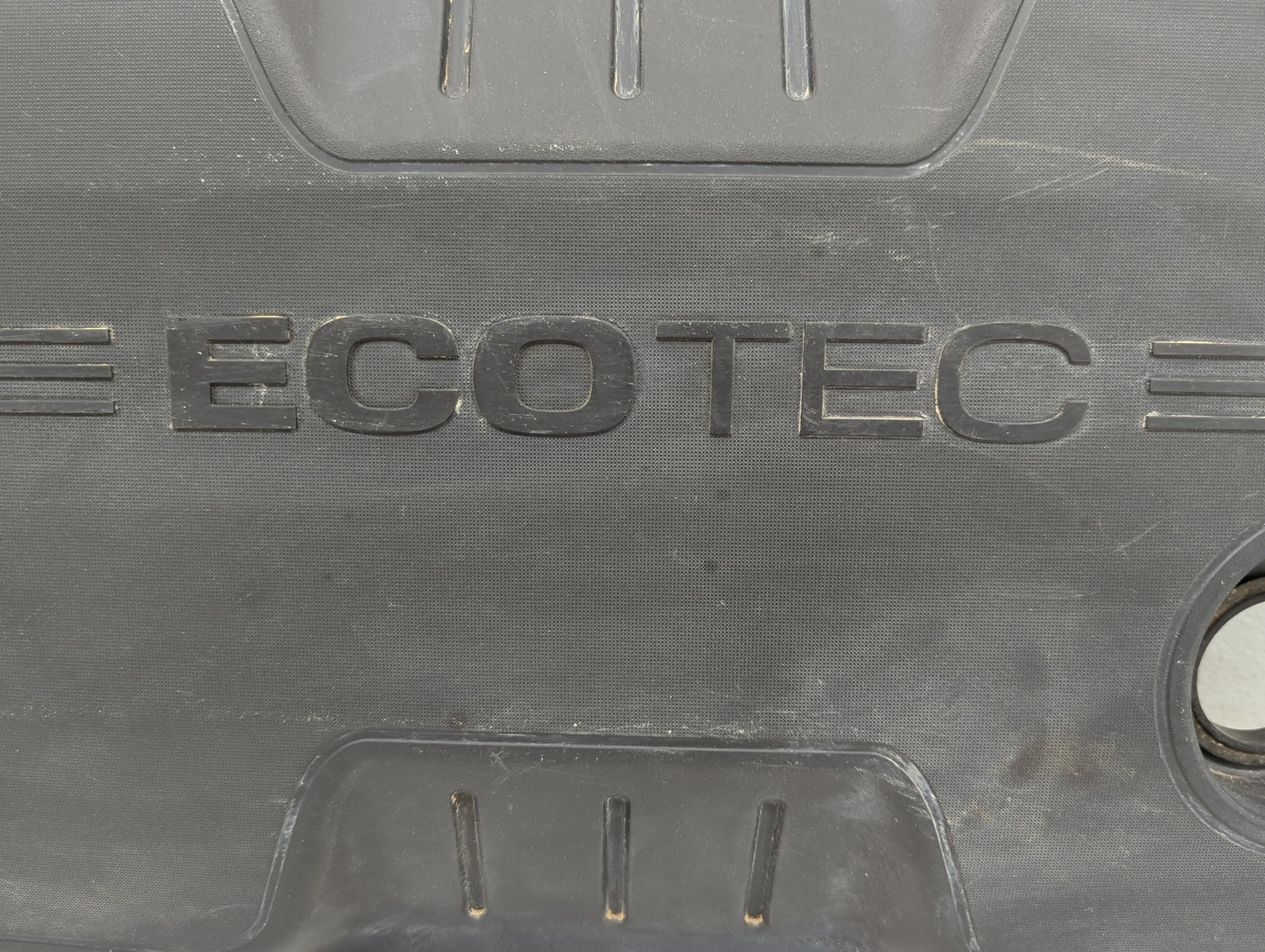 2014 Buick Verano Engine Cover - Oemusedautoparts1.com