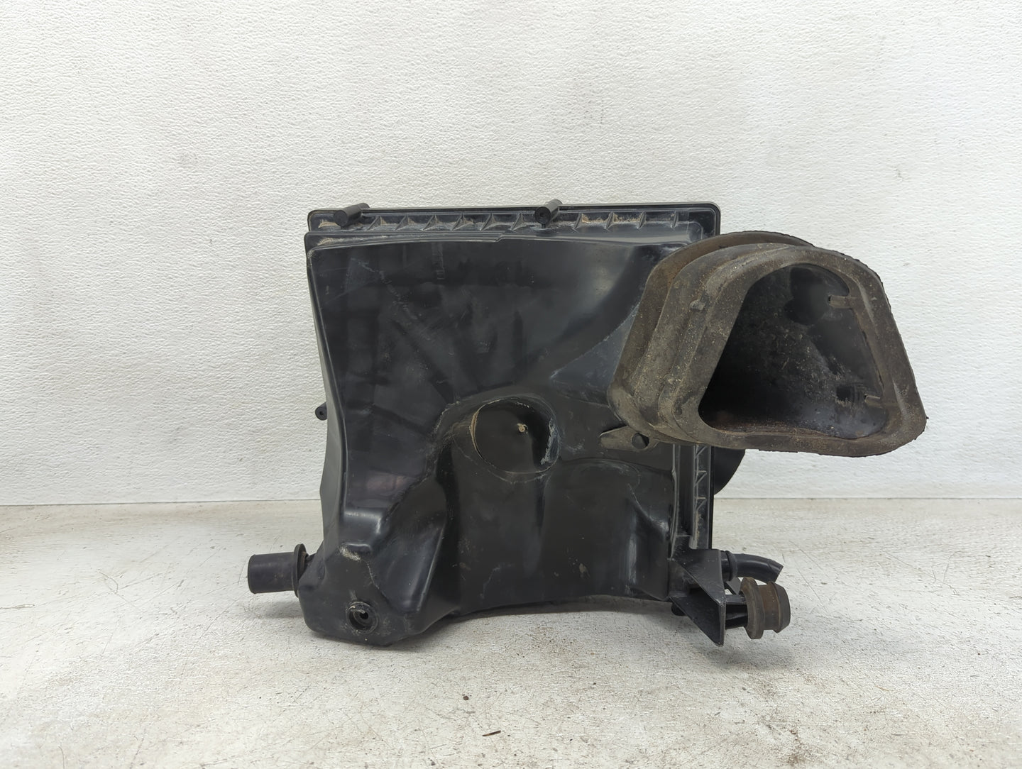 2012-2017 Buick Verano Air Cleaner Intake-duct Hose Tube - Oemusedautoparts1.com