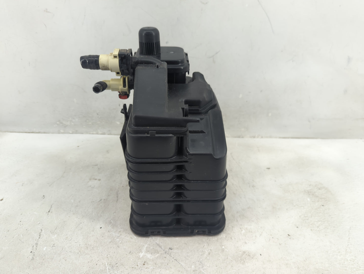 2014 Buick Verano Fuel Vapor Charcoal Canister - Oemusedautoparts1.com