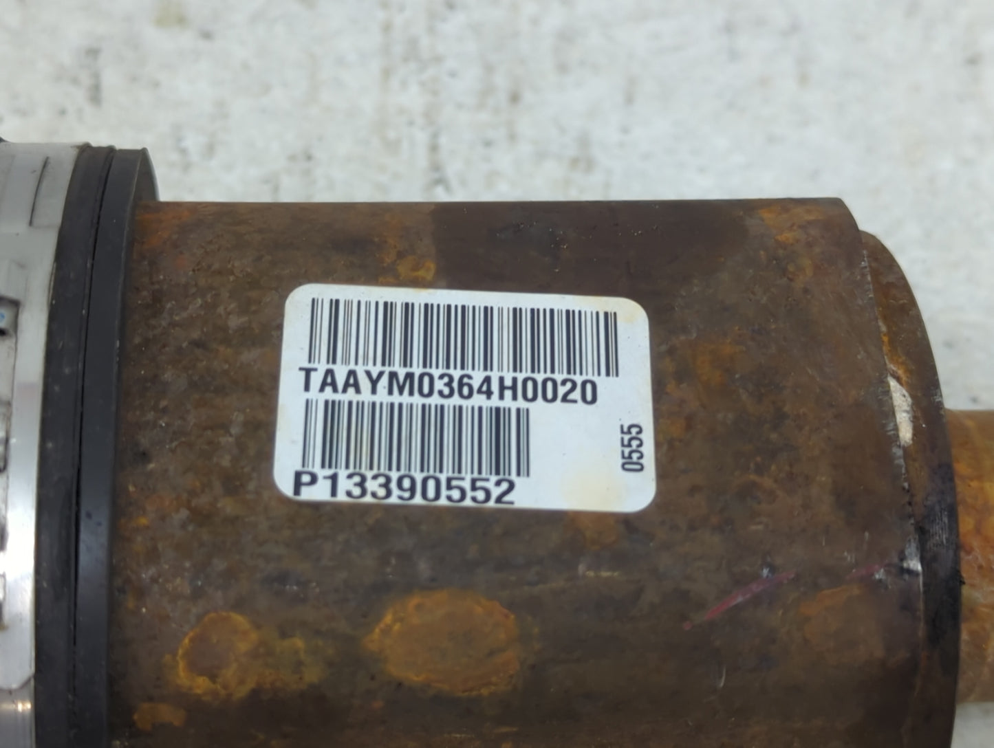 2012-2017 Buick Verano Axle Shaft Front Passenger Cv C/v - Oemusedautoparts1.com