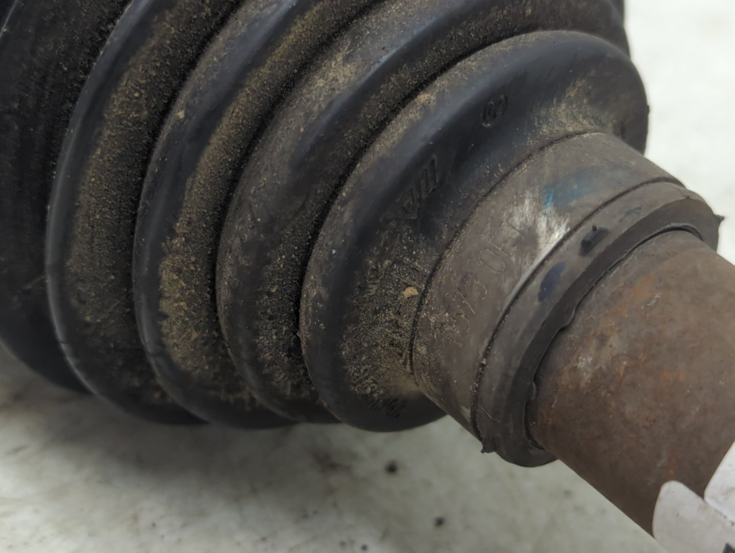 2012-2017 Buick Verano Axle Shaft Front Passenger Cv C/v - Oemusedautoparts1.com