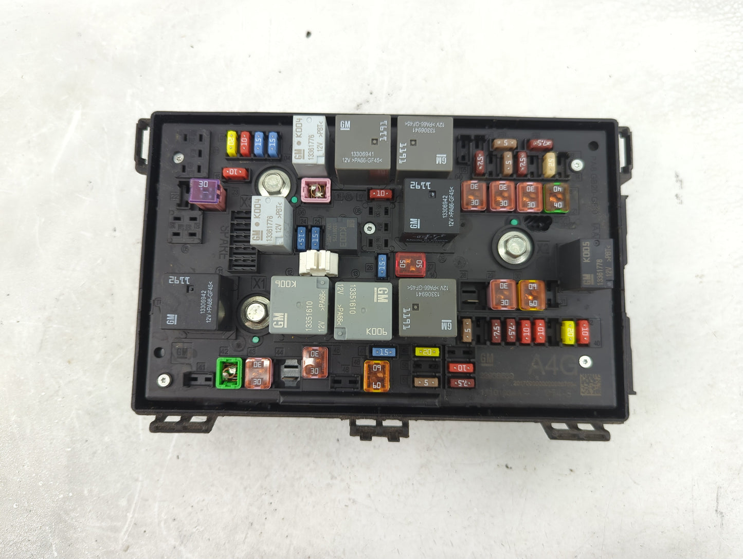 2013-2016 Buick Verano Fusebox Fuse Box Panel Relay Module P/N:13403357 Fits Fits 2013 2014 2015 2016 OEM Used Auto Parts - 