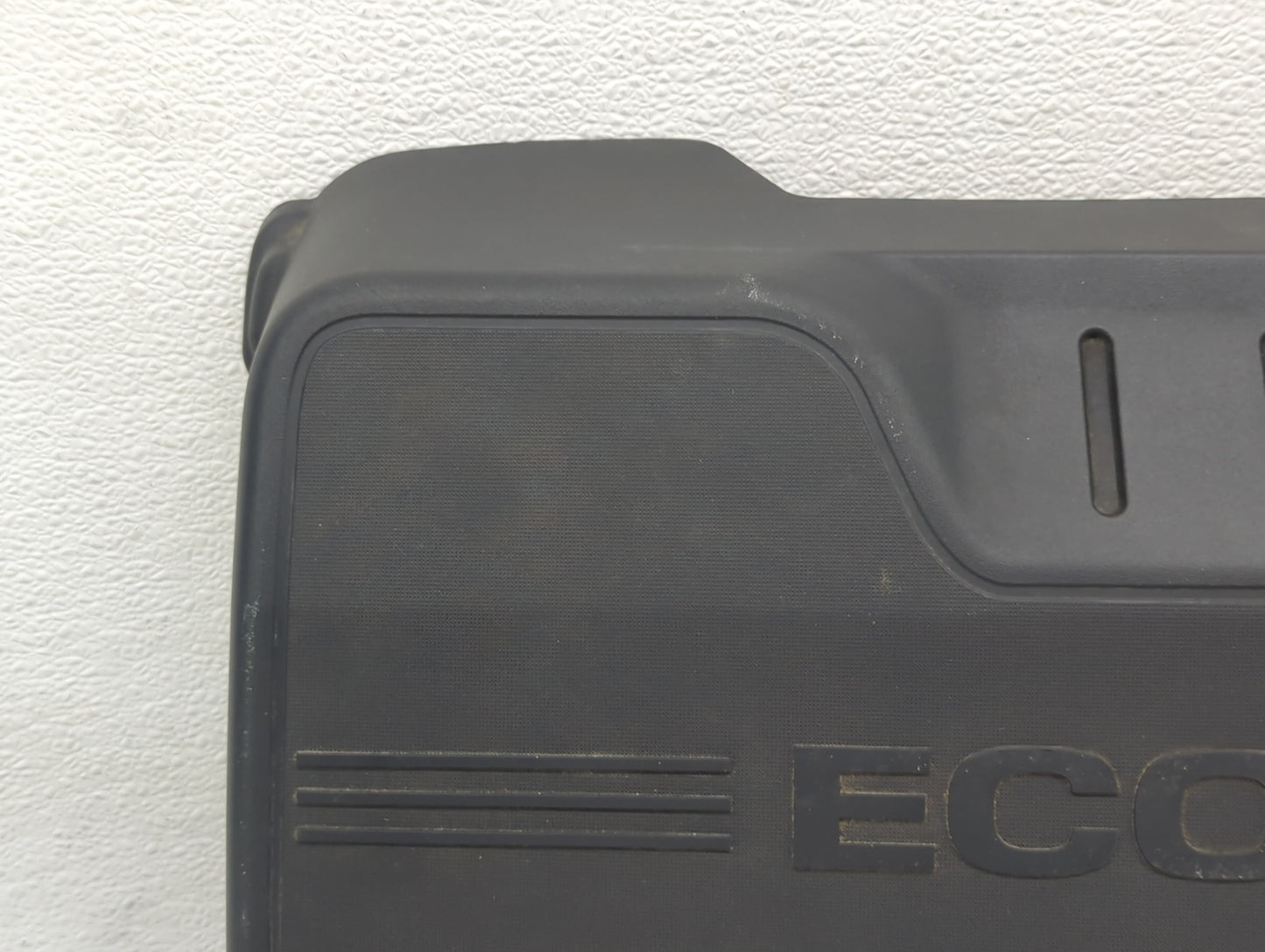 2014 Buick Verano Engine Cover - Oemusedautoparts1.com