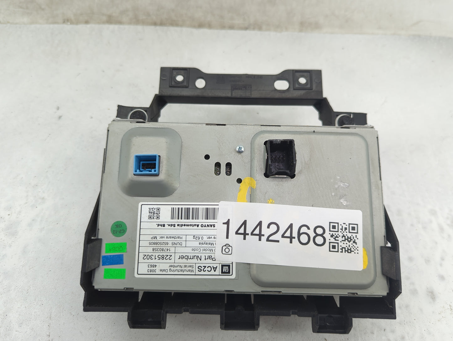 2012-2016 Buick Verano Information Display Screen Black - Oemusedautoparts1.com