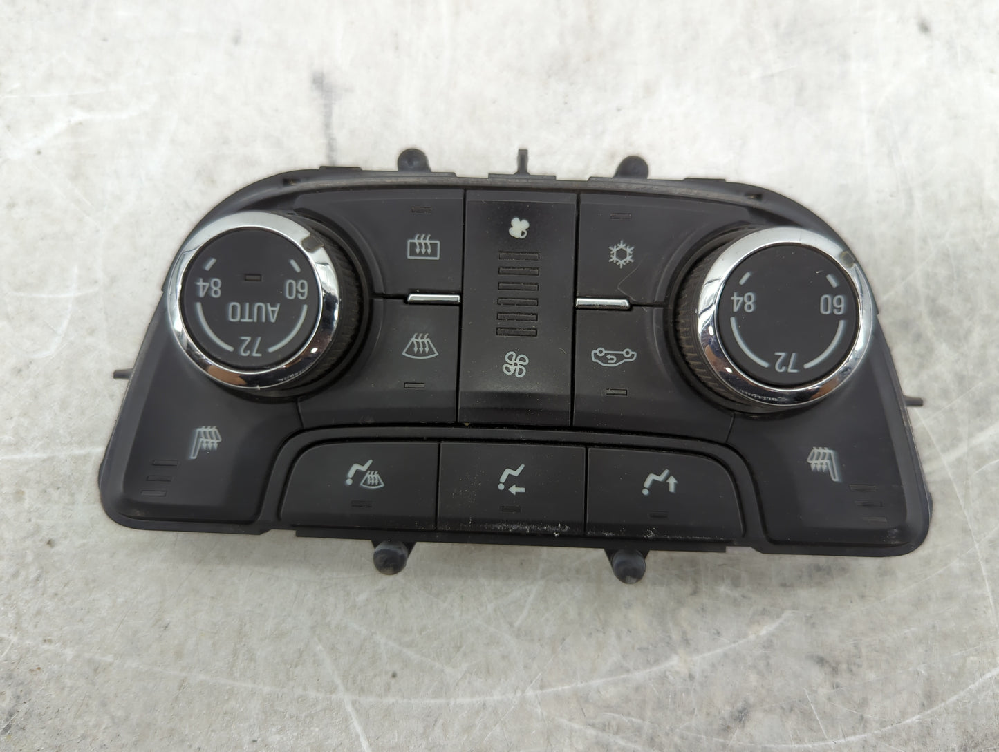 2012-2017 Buick Verano Climate Control Module Temperature AC/Heater Replacement P/N:A2C83307000 Fits OEM Used Auto Parts - O