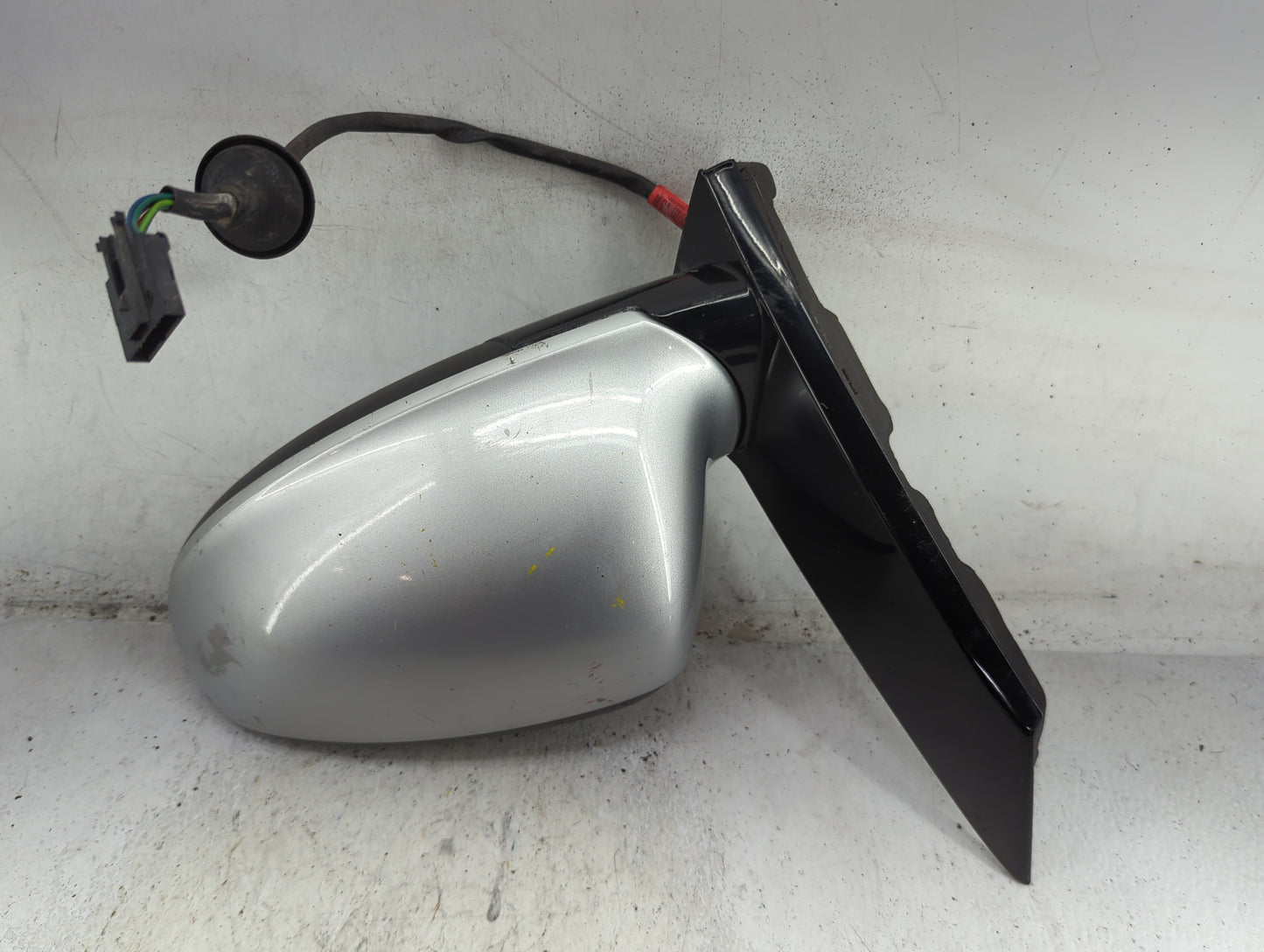 2013-2017 Buick Verano Driver Side View Mirror - Left Door Mirror OEM Used - Oemusedautoparts1.com