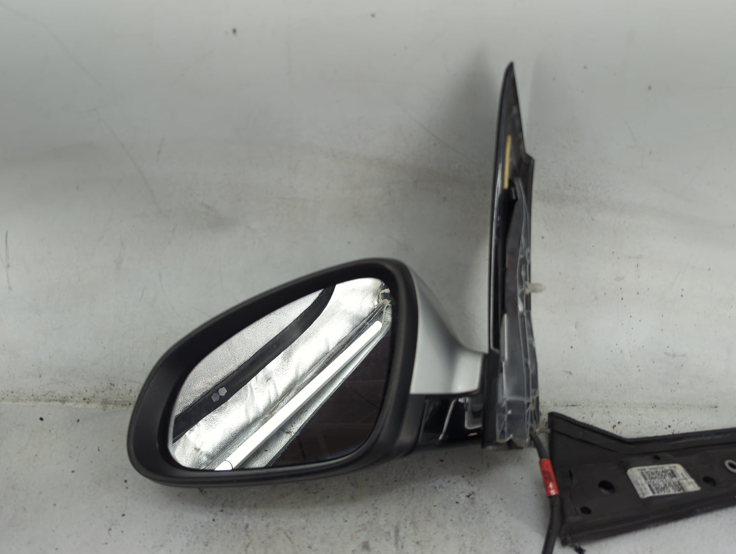 2013-2017 Buick Verano Driver Side View Mirror - Left Door Mirror OEM Used - Oemusedautoparts1.com