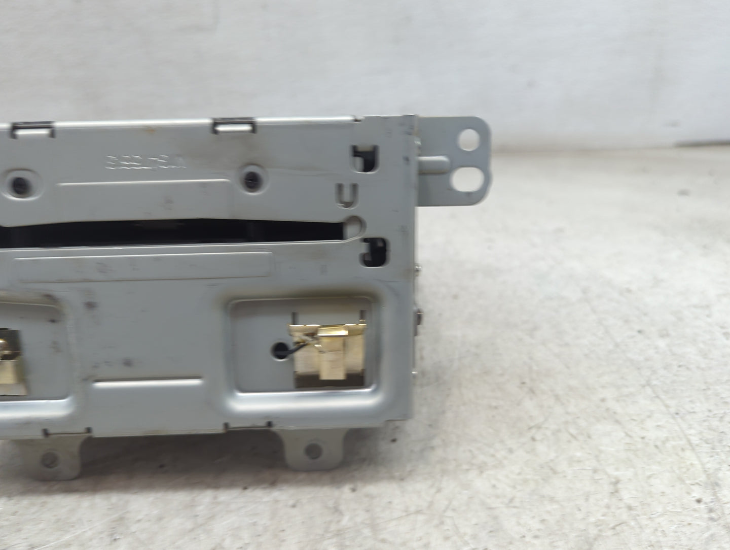 2012-2017 Buick Verano Radio Control Panel 1494645 - Oemusedautoparts1.com