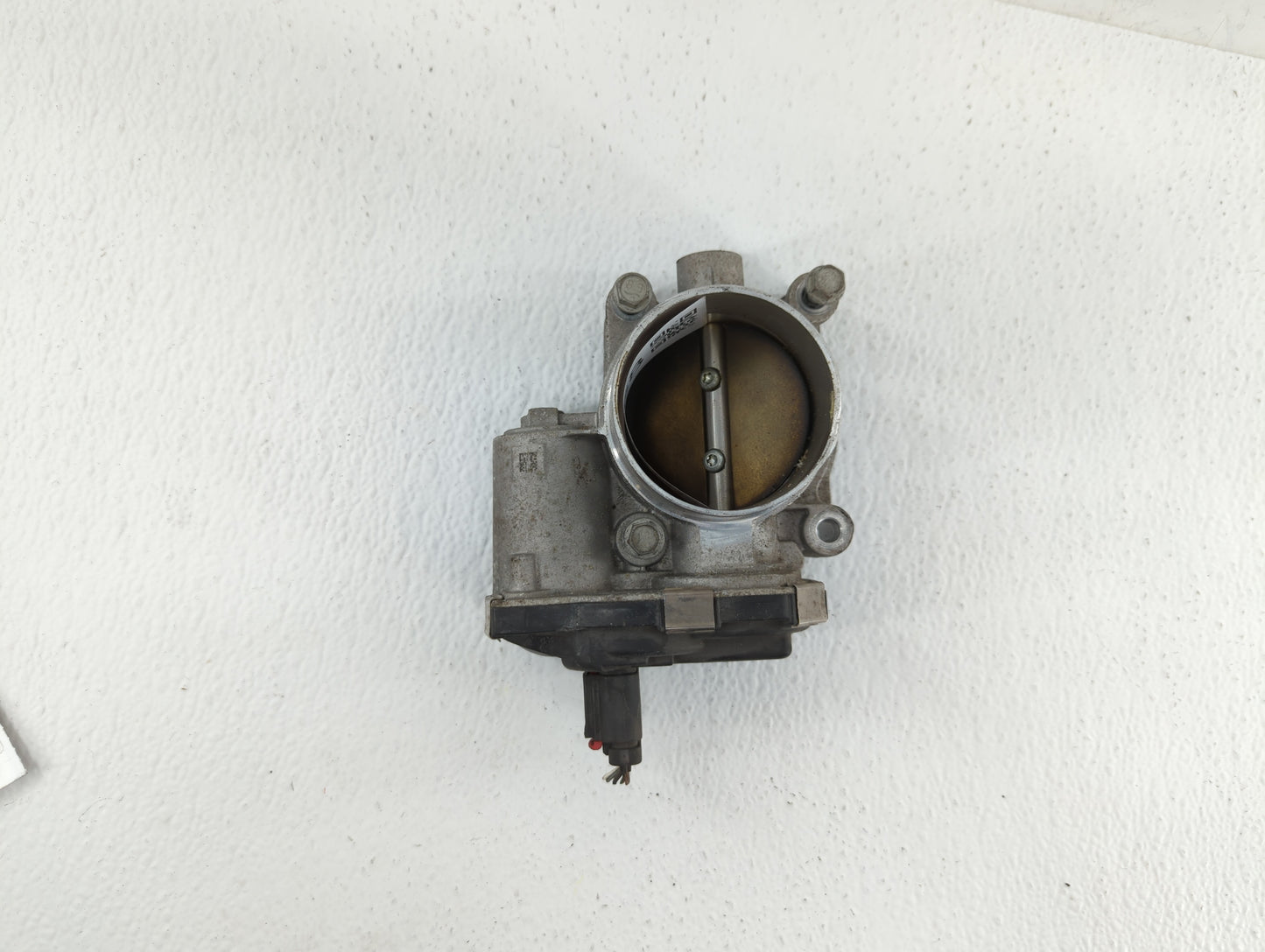 2012-2015 Buick Verano Throttle Body P/N:12632101CA Fits Fits 2012 2013 2014 2015 OEM Used Auto Parts - Oemusedautoparts1.co