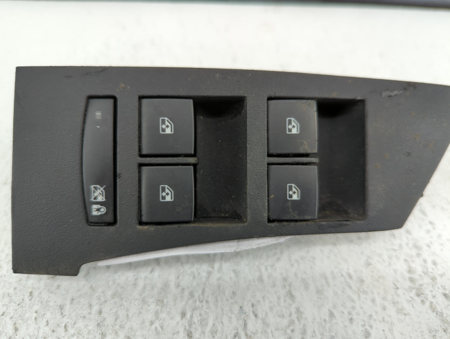 2014 Buick Verano Alternator Replacement Generator Charging Assembly Engine OEM P/N:22923492 Fits OEM Used Auto Parts - Oemu