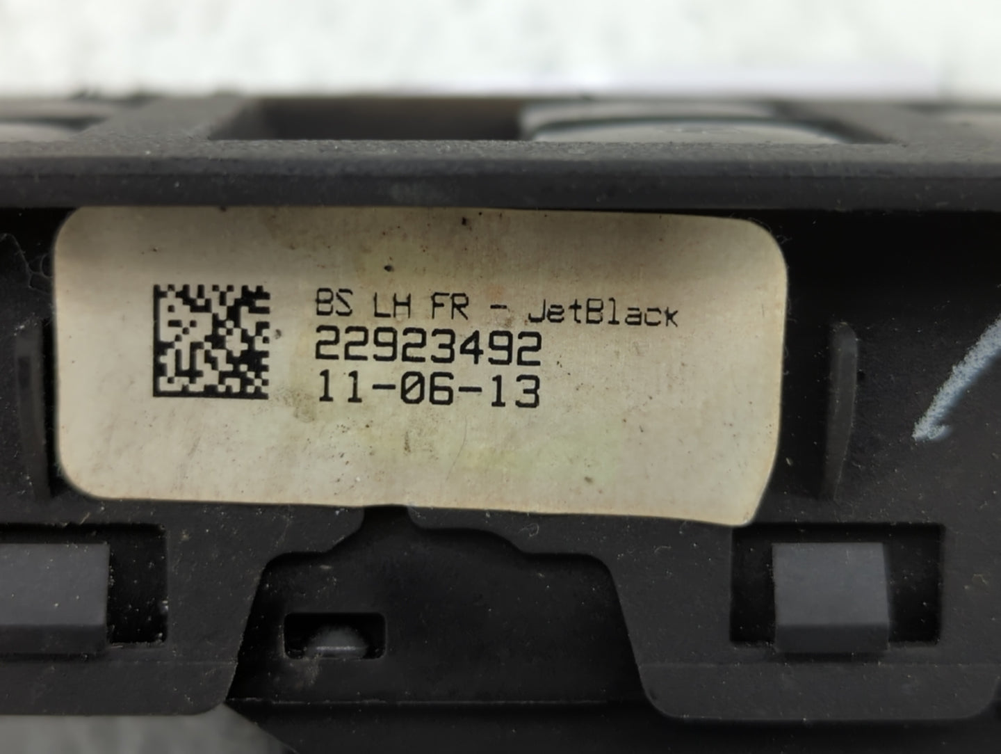 2014 Buick Verano Alternator Replacement Generator Charging Assembly Engine OEM P/N:22923492 Fits OEM Used Auto Parts - Oemu