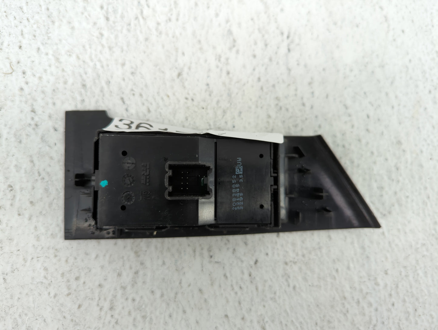 2014 Buick Verano Alternator Replacement Generator Charging Assembly Engine OEM P/N:22923492 Fits OEM Used Auto Parts - Oemu