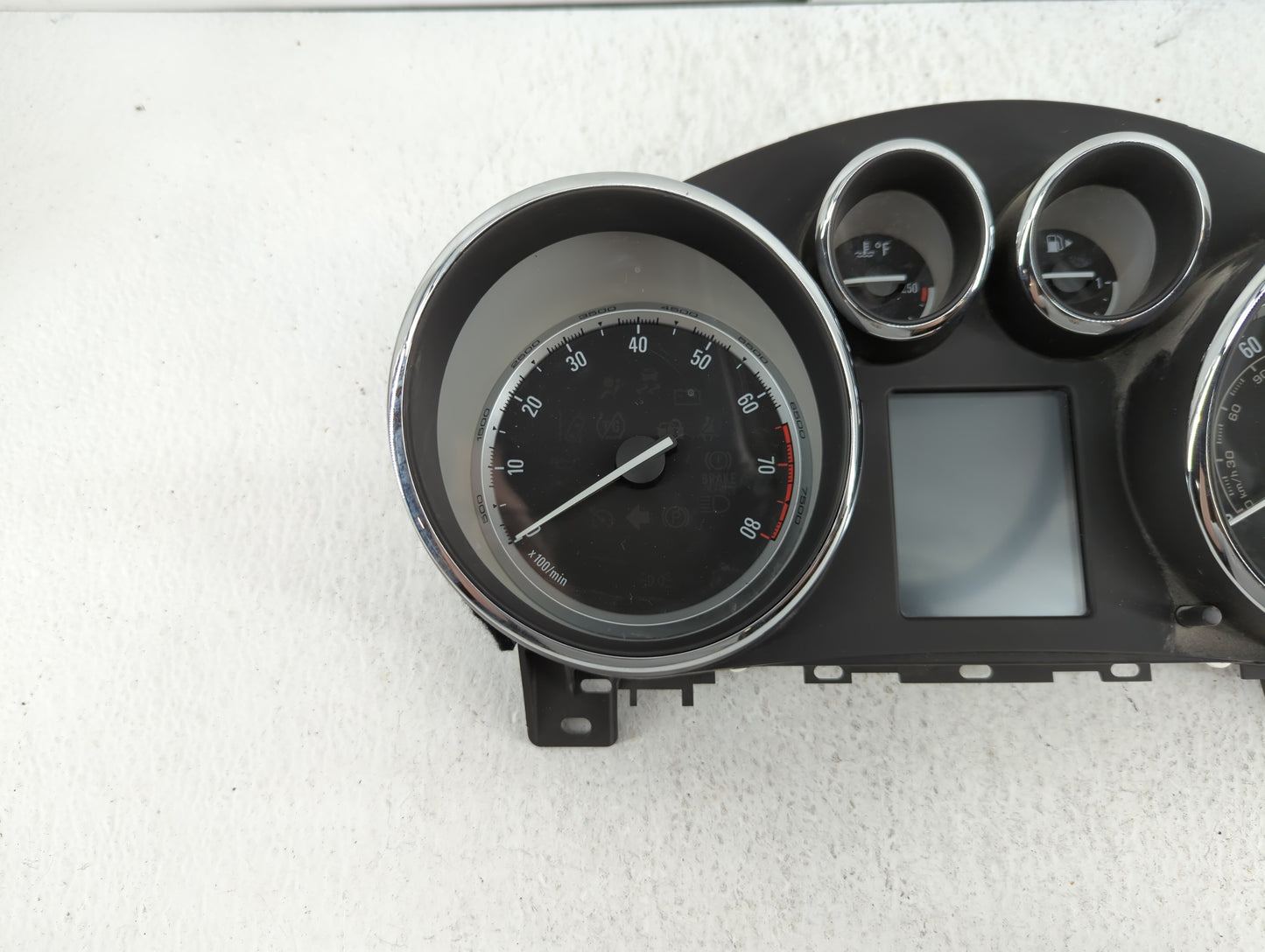 2014-2015 Buick Verano Instrument Cluster Speedometer Gauges P/N:22993180 Fits Fits 2014 2015 OEM Used Auto Parts - Oemuseda