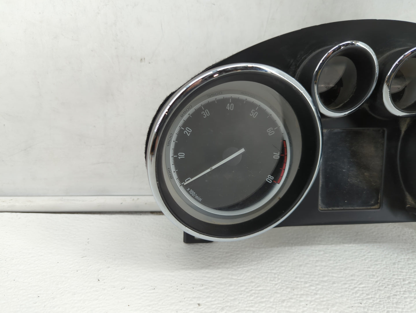 2014-2015 Buick Verano Instrument Cluster Speedometer Gauges P/N:769323-050U 22993180 Fits Fits 2014 2015 OEM Used Auto Part